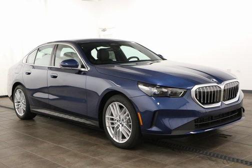 2025 BMW 530 i xDrive