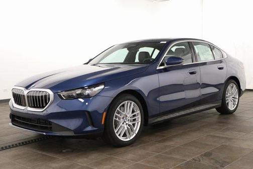 2025 BMW 530 i xDrive