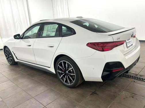Alpine White 2026 BMW i4 Gran Coupe xDrive40