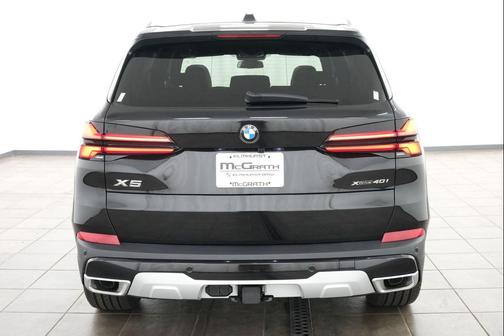 Black Sapphire Metallic 2026 BMW X5 xDrive40i