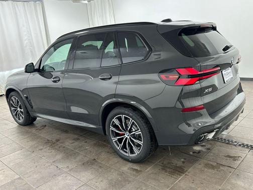 Dravit Grey Metallic 2026 BMW X5 xDrive40i
