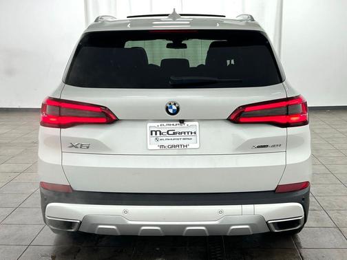 Mineral White Metallic 2019 BMW X5 xDrive40i