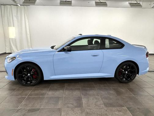 2025 BMW M240 i xDrive