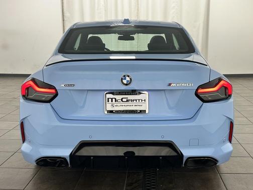 2025 BMW M240 i xDrive