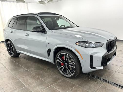 2026 BMW X5 M60i