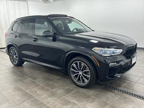 2020 BMW X5 M50i