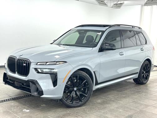 2025 BMW X7 M60i