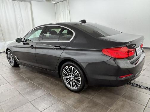 2020 BMW 530 xDrive