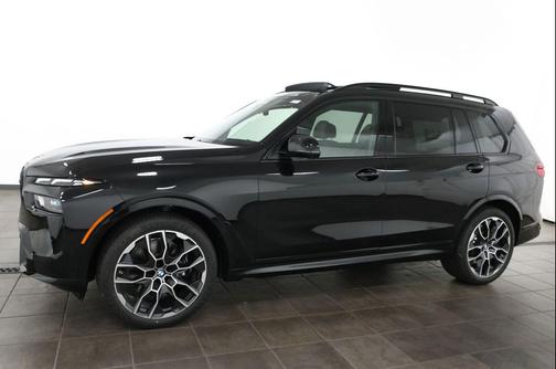 Black Sapphire Metallic 2027 BMW X7 M60i