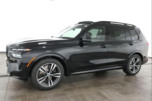 Black Sapphire Metallic 2027 BMW X7 xDrive40i