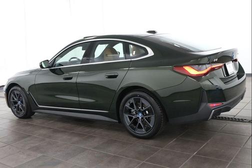 San Remo Green Metallic 2024 BMW i4 Gran Coupe eDrive35