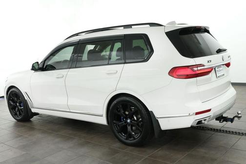 Alpine White 2022 BMW X7 xDrive40i