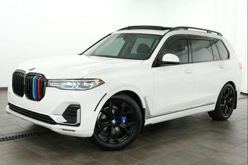 Alpine White 2022 BMW X7 xDrive40i