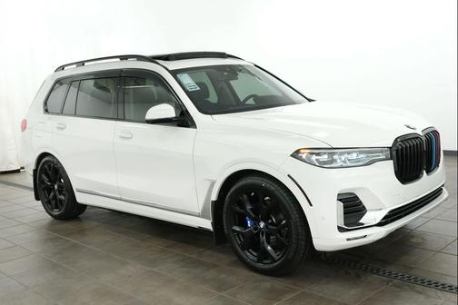 Alpine White 2022 BMW X7 xDrive40i