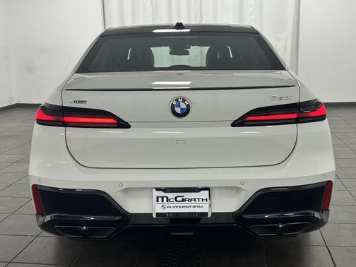 2025 BMW 760 i xDrive
