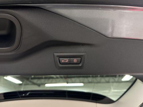 Skyscraper Grey Metallic 2025 BMW X7 xDrive40i