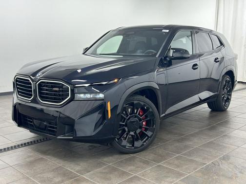 2025 BMW XM Base