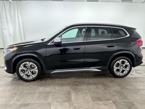 Jet Black 2023 BMW X1 xDrive28i