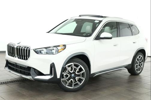 Alpine White 2026 BMW X1 xDrive28i
