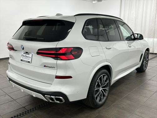 2026 BMW X5 M60i