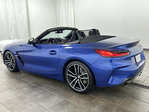 2023 BMW Z4 M40i