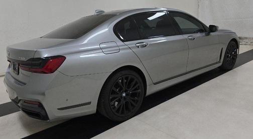 2022 BMW 750 i xDrive