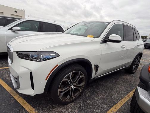 Alpine White 2026 BMW X5 xDrive40i