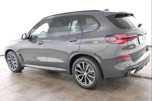 Dravit Grey Metallic 2026 BMW X5 xDrive40i