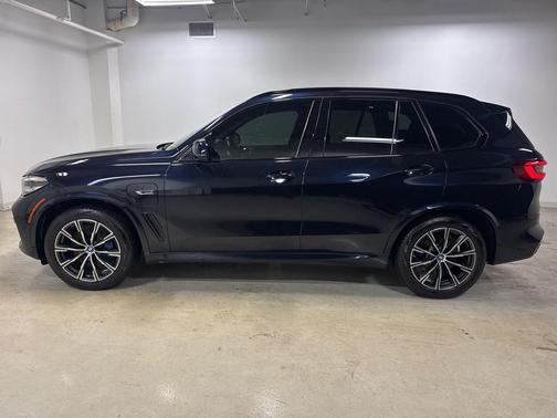 2022 BMW X5 PHEV xDrive45e