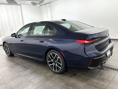 2026 BMW 740 xDrive