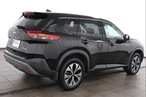 Super Black 2021 Nissan Rogue SV