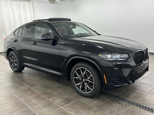 2025 BMW X4 xDrive30i