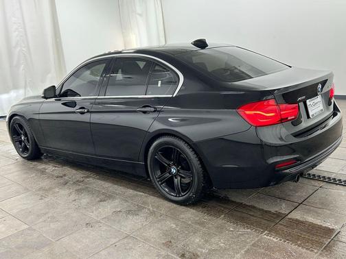 Black Sapphire Metallic 2018 BMW 328d xDrive