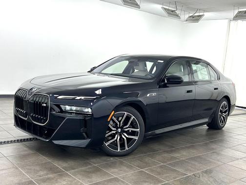 2026 BMW i7 M70