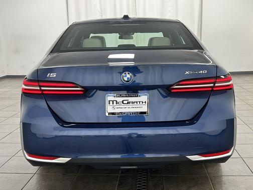 2026 BMW i5 xDrive40