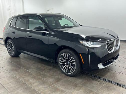 Black Sapphire Metallic 2025 BMW X3 30 xDrive