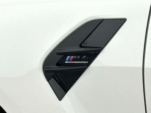 Alpine White 2026 BMW M4 Competition xDrive