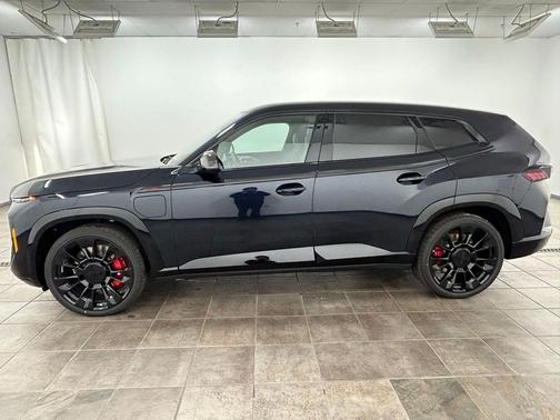 Carbon Black Metallic 2026 BMW XM Label