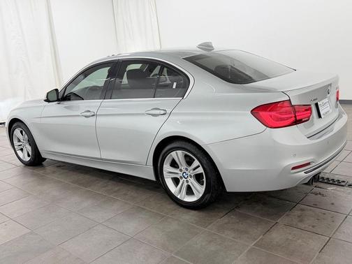 Glacier Silver Metallic 2017 BMW 330 xDrive