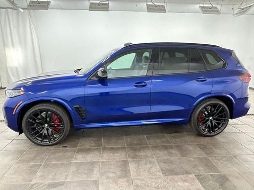 Marina Bay Blue Metallic 2026 BMW X5 M60i