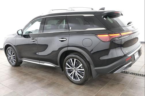 Mineral Black 2023 INFINITI QX60 SENSORY