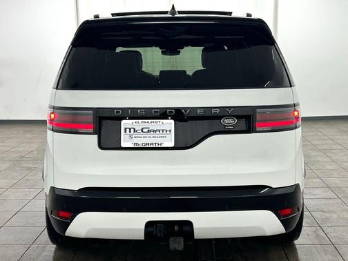 Fuji White 2023 Land Rover Discovery P360 HSE R-Dynamic