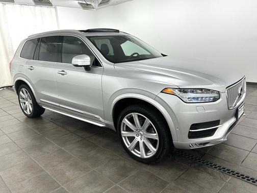 2017 Volvo XC90 T6 Inscription