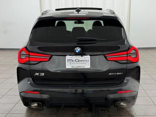 Black Sapphire Metallic 2023 BMW X3 xDrive30i