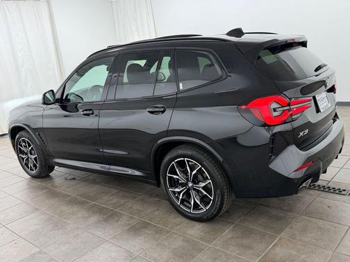 Black Sapphire Metallic 2023 BMW X3 xDrive30i