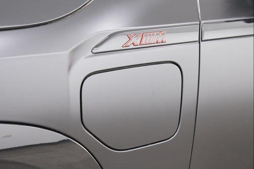 0490 2026 BMW XM Label