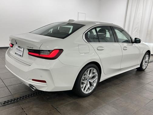 2026 BMW 330 xDrive NA