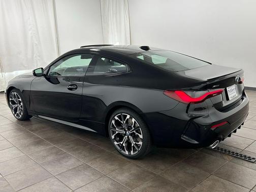 Black Sapphire Metallic 2026 BMW 430 i xDrive