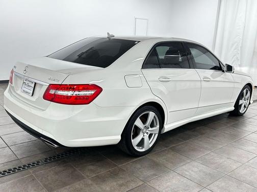 Arctic White 2010 Mercedes-Benz E-Class E 350