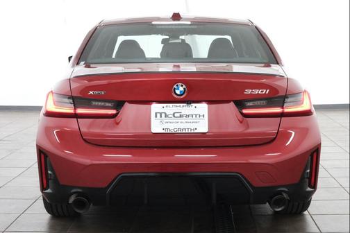 Vegas Red Metallic 2026 BMW 330 xDrive
